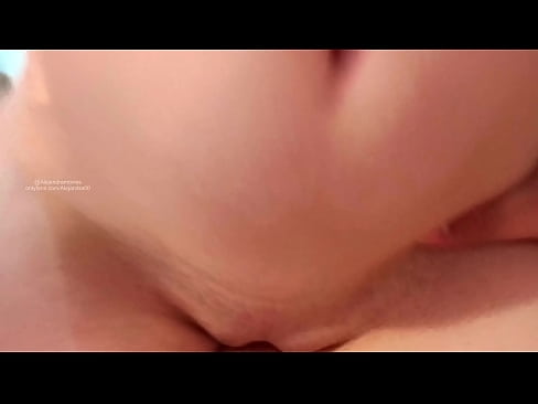 ❤️ Codladh i seomra mo dheirfiúr agus sin mar a dhúisigh mé ❤❌ Porn linn ️❤